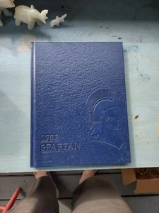 Anuario espartano del Missouri Baptist College 1983 - Imagen 1 de 12