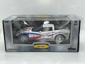 Greenlight Pace Car Garage 2007 Chevy Corvette Daytona 500 #11208 1/24 - Picture 1 of 8