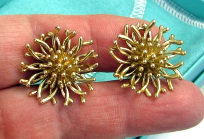 Tiffany & Co Vintage Elegant 14k Yellow Gold ANENOME 14.3 Gram Clip On Earrings - Image 1 of 4