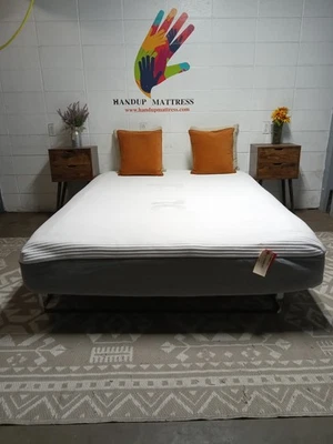 Purple | Hybrid | 10" Queen Mattress - Image 1 of 4