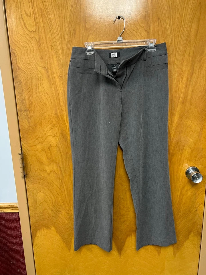 Studio 1940 - women's gray dress pants - size 8 - Image 1 of 1