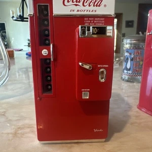 Vintage 1994 Vendo Coca Cola Diecast Metal Musical Bank Vending Machine - - Picture 1 of 10