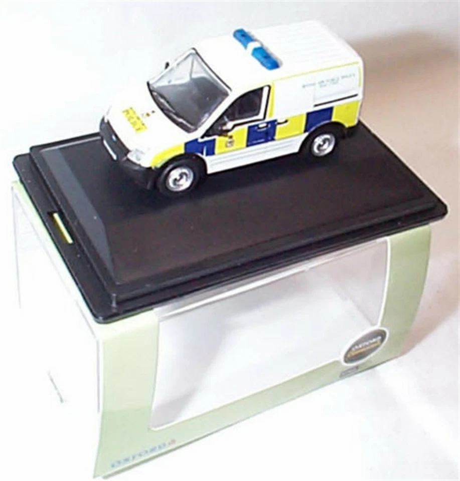 OXFORD 76FTC012 1/76 Ford Transit Connect RAF Police Dog Unit New in Case - Image 1 of 1