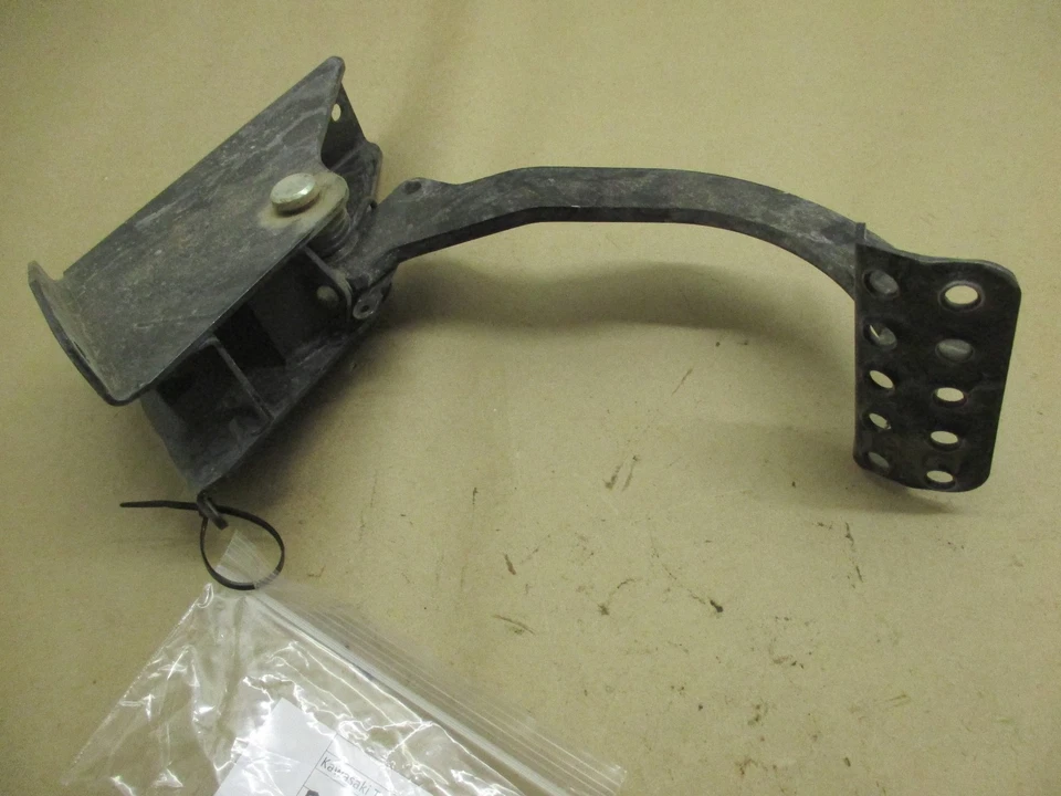 Kawasaki Teryx 800 2014 (1811) foot brake lever - Image 1 of 1