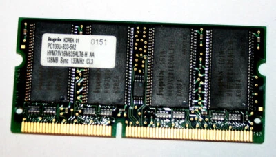 128 MB SO-DIMM 144-pin SD-RAM PC-133  CL3  'Hynix HYM71V16M635ALT6-H AA' - Image 1 of 2