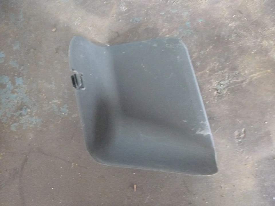 Cubierta de acceso globo luz trasera izquierda mitsubishi mirage 96-03 Foto 1 de 2