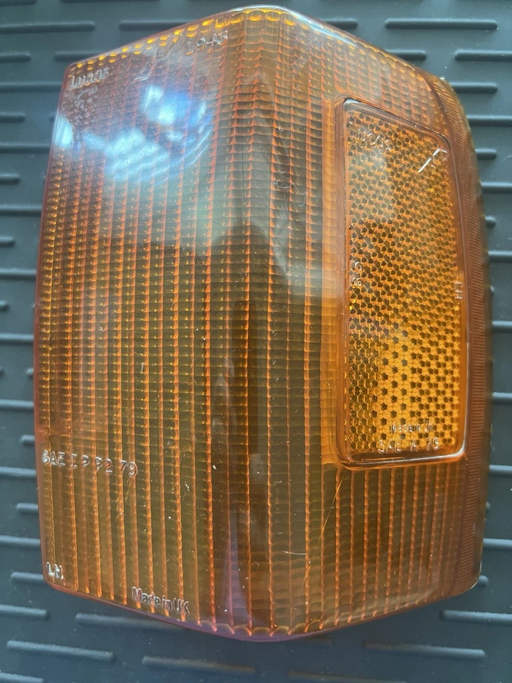 1982 Rolls Royce Lh Turn Signal Lens Lucas Silver Spur Spirit See All Pictures - Image 1 of 4