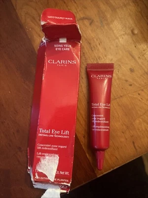 娇韵诗 Total Eye Lift Replenishing 眼部精华旅行迷你 7 毫升/0.2 盎司 — 第 1/2 张图片