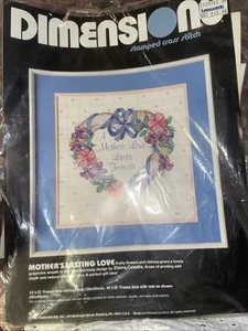 New Dimensions Mothers Love Heart Wreath Stamped Cross Stitch Kit 3072 - Picture 1 of 3