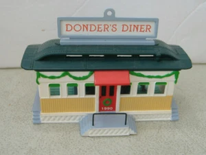 DONDER'S DINER 1990 ORNAMENTO DISTINTIVO - Foto 1 di 3