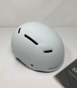 Smith Axle Cycling Helmet Matte White Size Medium - Picture 1 of 8