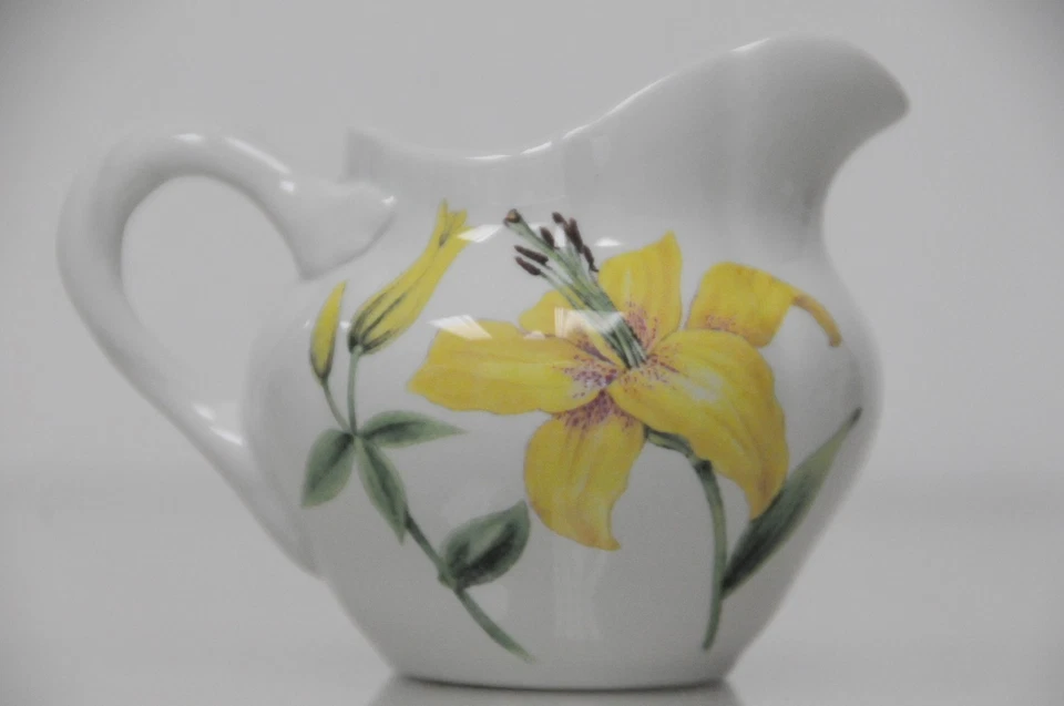 NEW SPODE for Williams Sonoma ENGLISH FLORAL White Creamer  - Image 1 of 1