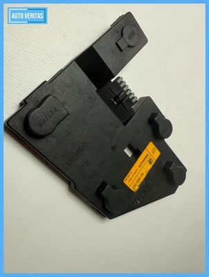 Original Opel B Vectra 1.8 95-99 lamp carrier rear light Right 37360751 - Image 1 of 4