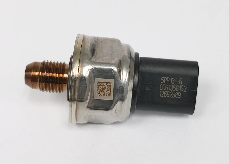 General Motors Fuel Pressure Sensor 12682589 for Cadillac Chevrolet GMC Buick - Image 1 of 3