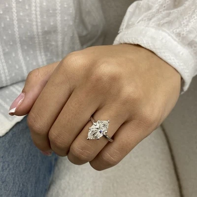 Diamond Solitaire Ring F VS1 Marquise 3 carat Lab created 18k White Gold - Image 1 of 4