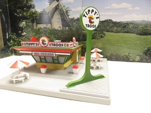 MTH TRAINS - 30-90085 TIPPY'S TACOS FAST FOOD STAND BUILDING- LN- SH - Picture 1 of 8