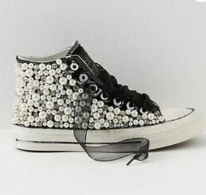 Zapatillas altas Free People NAN-Ku Crush adornadas con perlas negras 40 EE. UU. 9 - Imagen 1 de 14