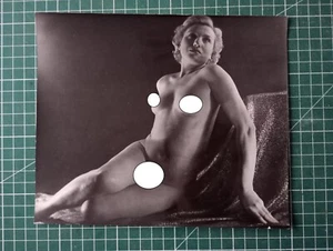 BG040 Photo circa 1970 BE Female Model Nude Artistic - Picture 1 of 2