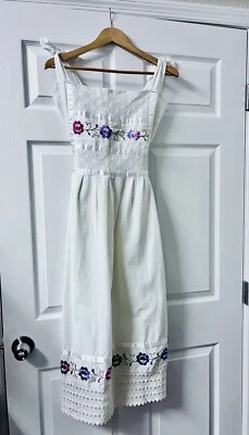 Vestido étnico boho vintage bordado de muselina de algodón Foto 1 de 3