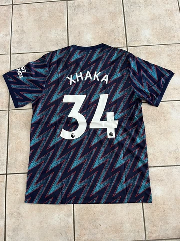 Men’s XL Granit Xhaka 21-22 Arsenal Third Soccer Jersey Cover