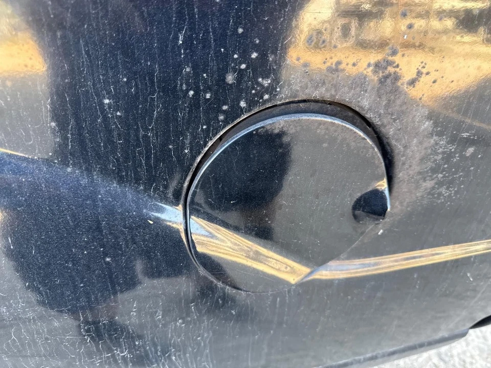 Fuel Tank Filler Gas Door FORD EXPLORER 01 02 03 - Изображение 1 из 1