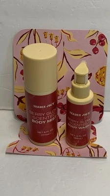 Jabón corporal y bruma corporal perfumada Trader Joe’s Berry Glow nuevo Foto 1 de 4