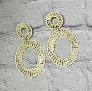 JA.S.JR Pierced Earrings Very Different Fashion Jewelry  - Picture 1 of 4