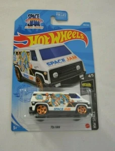 HOT WHEELS 2021 HW SPACE 4/5 - 70'S VAN WHITE SPACE JAM - Picture 1 of 5