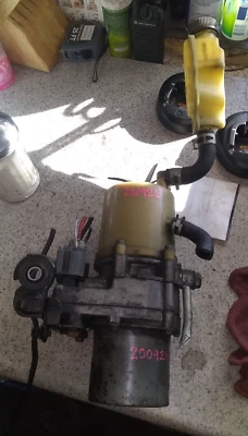 2006-2009 Mazda 3 2006-2010 Mazda 5 Electric Power Steering Pump Assembly Oem - Image 1 of 2