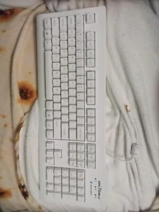 Seal Shield SSWKSV207 R3 Medical Grade Waterproof Washable USB Keyboard - Picture 1 of 7