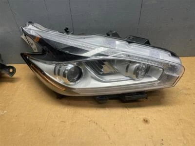Used Right Headlight Assembly fits: 2017 Nissan Murano halogen black upper housi Foto 1 de 4