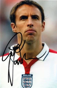 ENGLAND, ASTON VILLA & MIDDLESBROUGH: GARETH SOUTHGATE SIGNED 6x4 PHOTO+COA - Picture 1 of 1