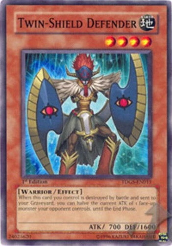 Twin-Shield Defender - TDGS-EN011 - Common - Unlimited Edition - Heavily Played - Image 1 of 1