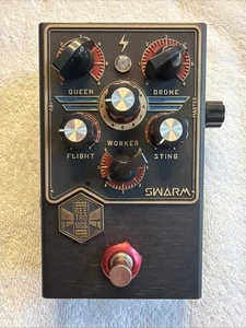 Beetronics Swarm Fuzz Harmonizer Pedal - Picture 1 of 5