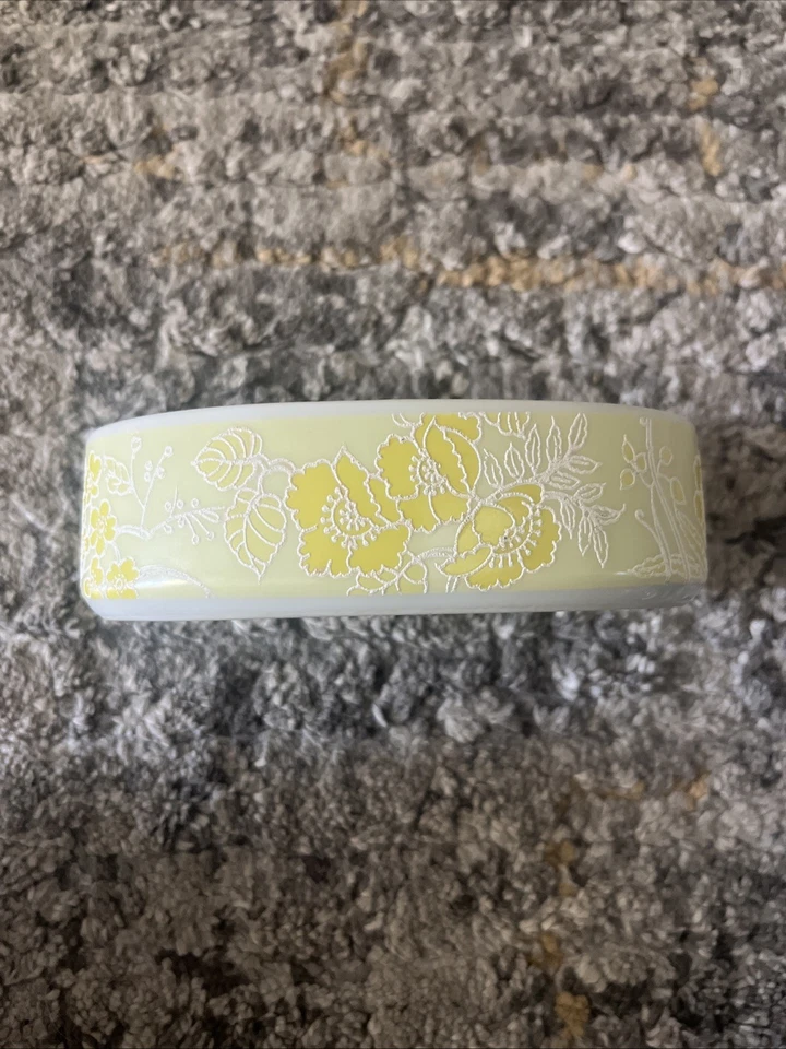 Saboneteira vintage japonesa Ames anos 70 porcelana branca amarela flor de renda - Imagem 1 de 4