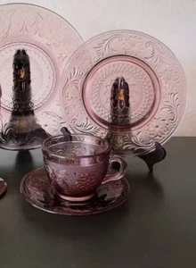 16 Stck. Home Interiors Diadem Sandwichteller Amethyst Lila Geschirr Salattasse - Bild 1 von 4