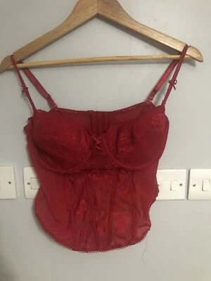 EVIE rojo vasco 38D Foto 1 de 4