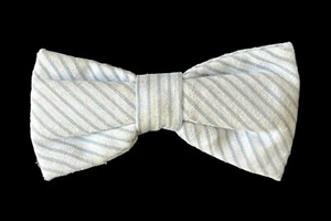 Vintage ORMOND N.Y.C. Boys White Blue Stripes Bow Tie - Picture 1 of 4