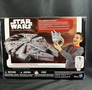 Star Wars Das Erwachen der Macht Millennium Falke Sammlerstück von Disney Hasbro 2015 - Bild 1 von 7