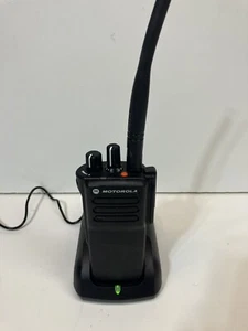 motorola xpr 7350e vhf - Zdjęcie 1 z 8