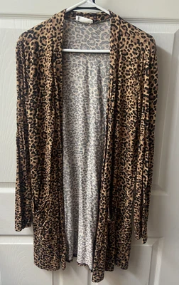 Кардиган Zenana с открытой передней частью вязаный женский большой анималистический принт длина до бедер эластичный - Изображение 1 из 4