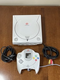 Sega Dreamcast Console Bundle  HKT-3020 w/ Controller- Tested Working