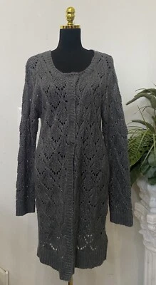 Nuevo Suéter Cárdigan Largo Michelle Nicole Gris Mezcla Lana Abotonada Talla L, $138 Foto 1 de 4
