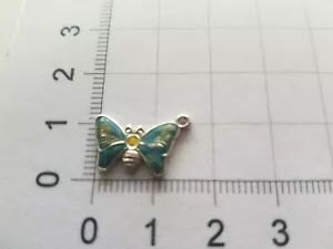 VINTAGE,HALLMARKED"SILVER"BEAUTIFUL"RARE"ENAMEL & SILVER BUTTERFLY CHARM/PEND!! - Picture 1 of 4