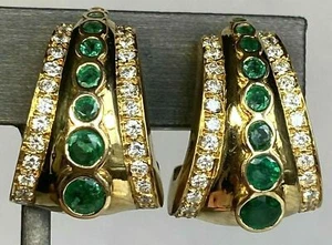 Pendientes de aro abragie esmeralda de corte redondo de 3 quilates con acabado en oro amarillo de 14 K - Imagen 1 de 6