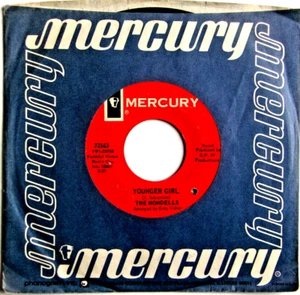 THE HONDELLS - Younger Girl / All American Girl - 45 VINYL 7" MERCURY 72563 Mono - Imagen 1 de 3