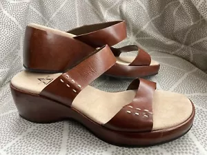 Vtg ANNE KLEIN Slide Sandals Sz 8M Cognac Leather Platform Wedge 90’s Y2K NWOB - Picture 1 of 16