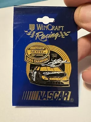 Kurt Busch NASCAR VINTAGE 2004 NEXTELCUP SERIES CHAMPION PIN - Image 1 of 2