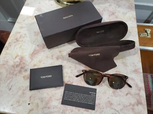Tom Ford Sunglasses Red Havana Frame Unisex / Brown Lens Max TF 0126 52J - Picture 1 of 6