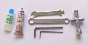 Tamiya Tool Set, Ceramic Grease (RC Car/Tanks/Trucks), NEW  - Picture 1 of 1